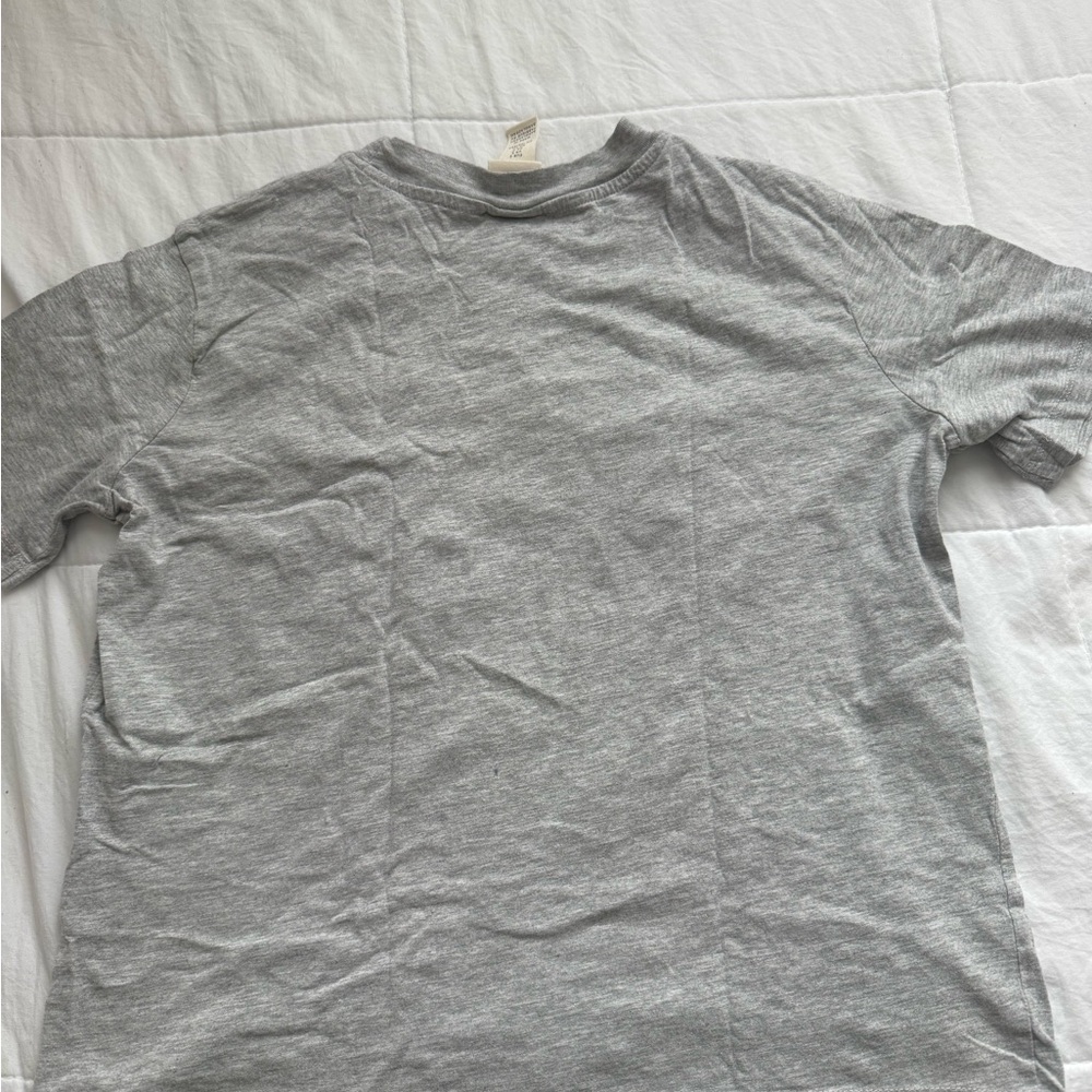 H&M UCLA Gray T-Shirt - Picture 3 of 3